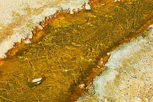 Abfluß des Bluebell Pools