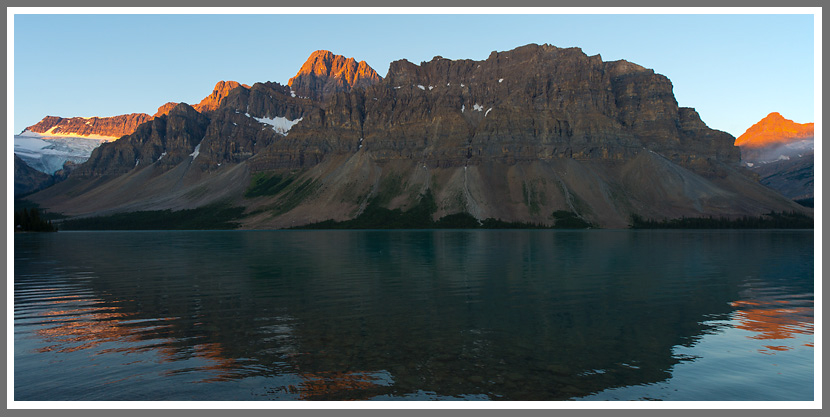 Bow Lake mit Waputik Range